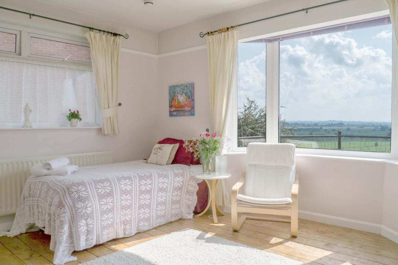 Healing Waters Sanctuary For Exclusive Private Hire And Self Catering Board, Vegetarian, Alcohol & Wifi Free Retreat In Glastonbury Kültér fotó