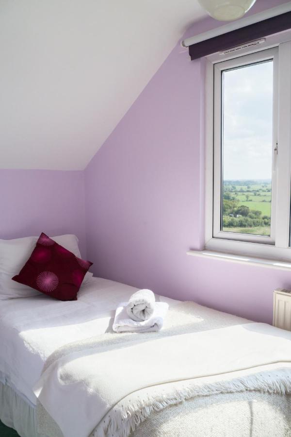 Healing Waters Sanctuary For Exclusive Private Hire And Self Catering Board, Vegetarian, Alcohol & Wifi Free Retreat In Glastonbury Kültér fotó