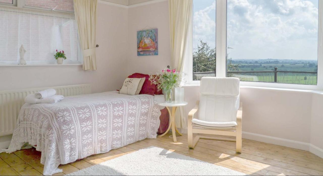 Healing Waters Sanctuary For Exclusive Private Hire And Self Catering Board, Vegetarian, Alcohol & Wifi Free Retreat In Glastonbury Kültér fotó