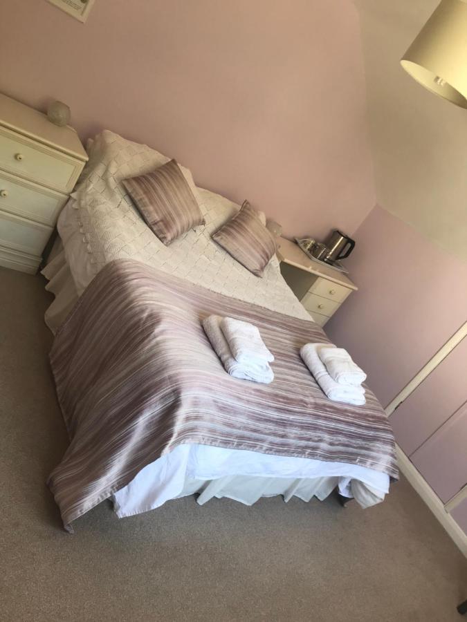Healing Waters Sanctuary For Exclusive Private Hire And Self Catering Board, Vegetarian, Alcohol & Wifi Free Retreat In Glastonbury Kültér fotó