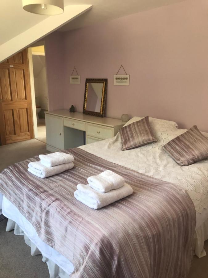 Healing Waters Sanctuary For Exclusive Private Hire And Self Catering Board, Vegetarian, Alcohol & Wifi Free Retreat In Glastonbury Kültér fotó