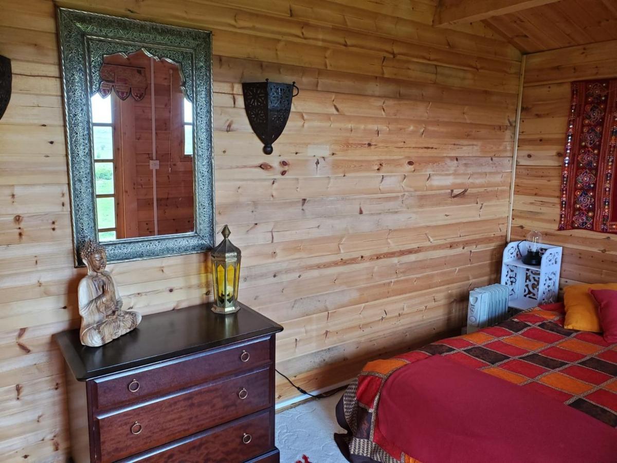 Healing Waters Sanctuary For Exclusive Private Hire And Self Catering Board, Vegetarian, Alcohol & Wifi Free Retreat In Glastonbury Kültér fotó